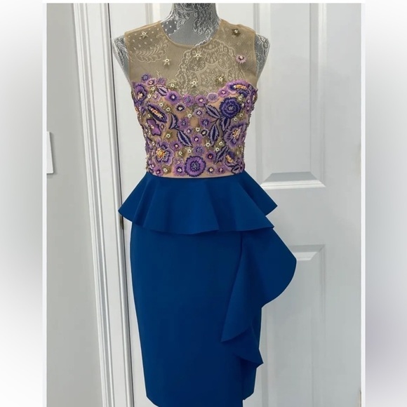 Marchesa NOTTE Embroidered Peplum Combo Dress in blue pink size 4 - Picture 3 of 3